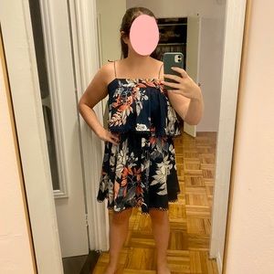 Wish Brand navy tiered dress